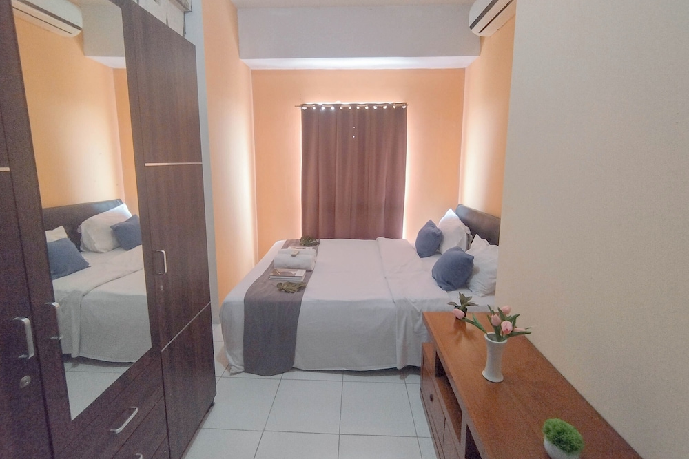 Brown Accent 1Br At Tamansari Prospero Sidoarjo Apartment