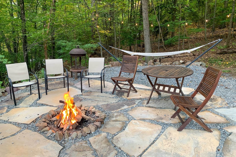 Peaceful Home w/ Deck: Family + Pet Friendly! view 5