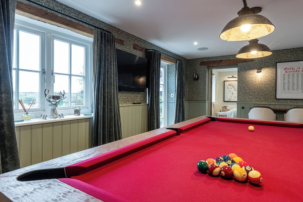 Stunning 6 BB Cottage & Annexe