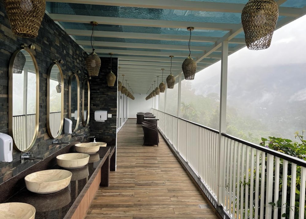 British County Resort