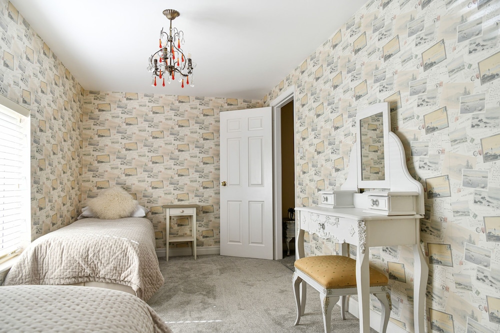 Dovecote Farm House