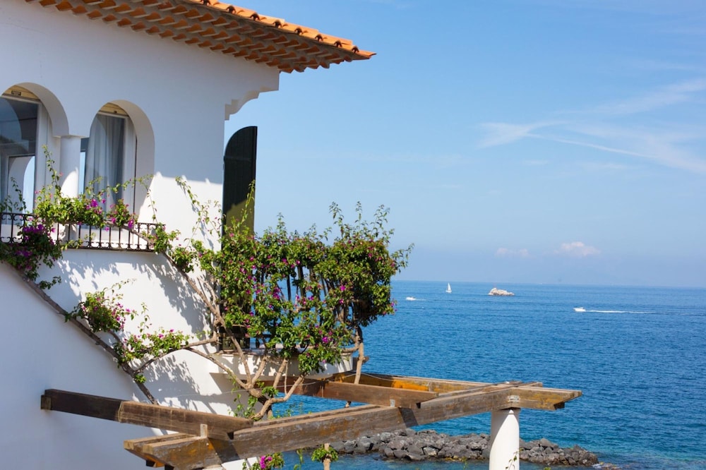 Villa Bouganville in Massa Lubrense