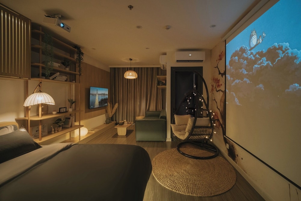 Hidden Gem Ammolite Home