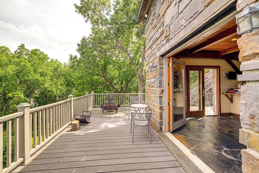 Riverfront Hudson Valley Gem w/ Beach Access!