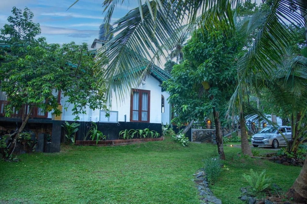 Sleeperwood Villa