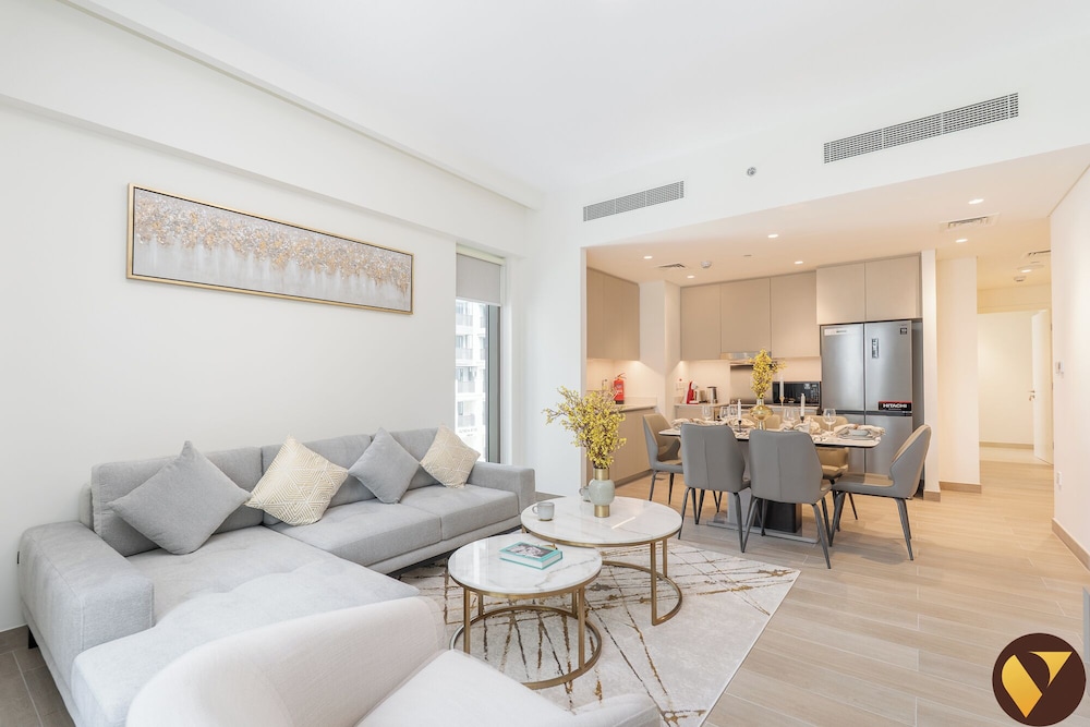 Vogue Rosewater Creek Beach Stylish 2BR
