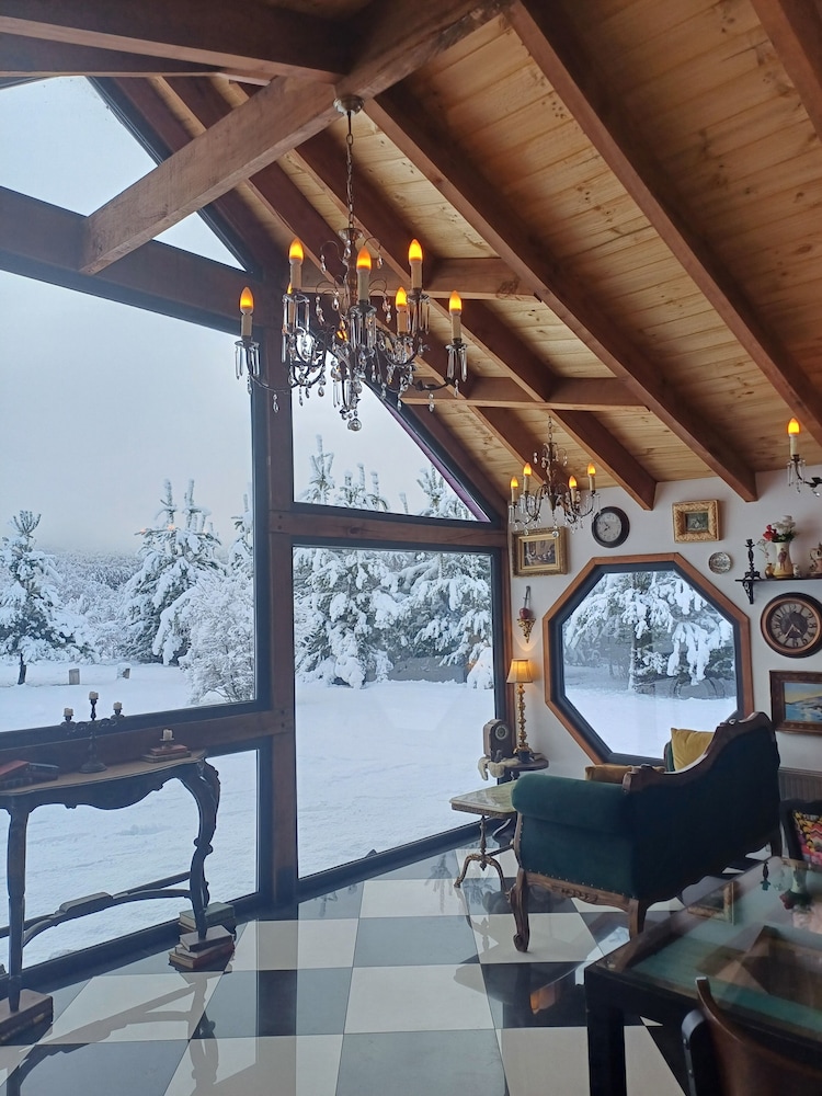 Spectra Lodge
