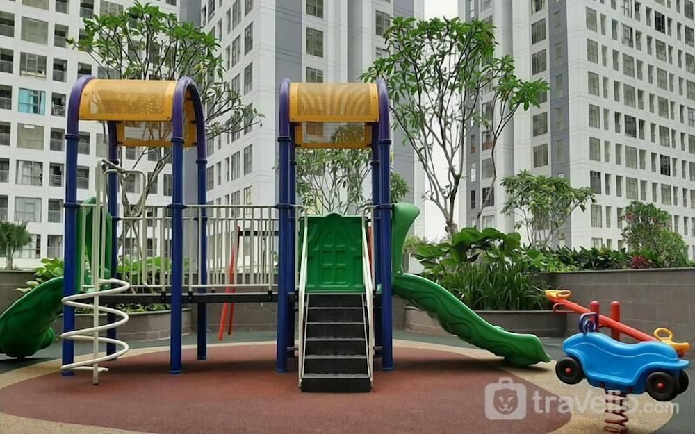 Cozy Stay Studio Apartment At M-Town Residence