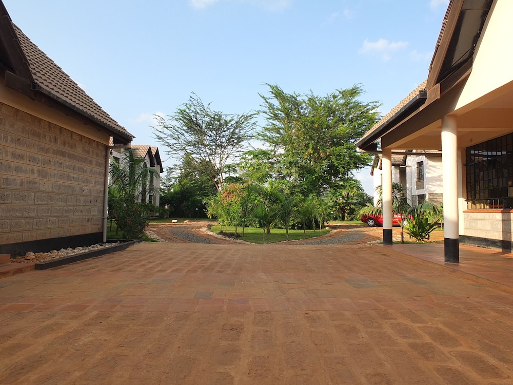 Afrika Lodges - Voi