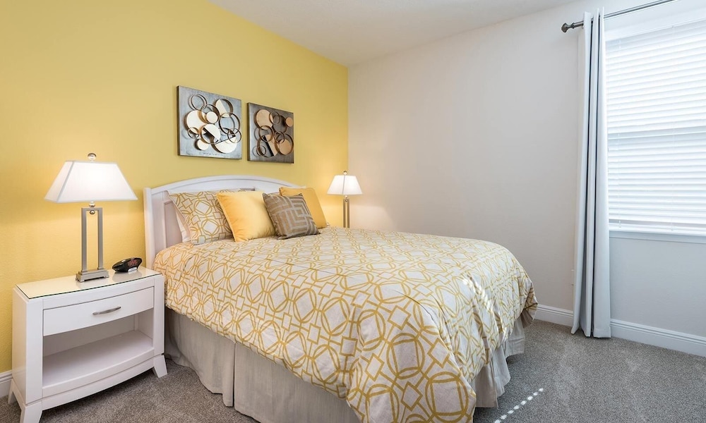 510 BS - 5BD Elegant Escape: Private Haven