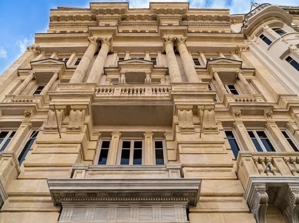 Voir Hotel Pera