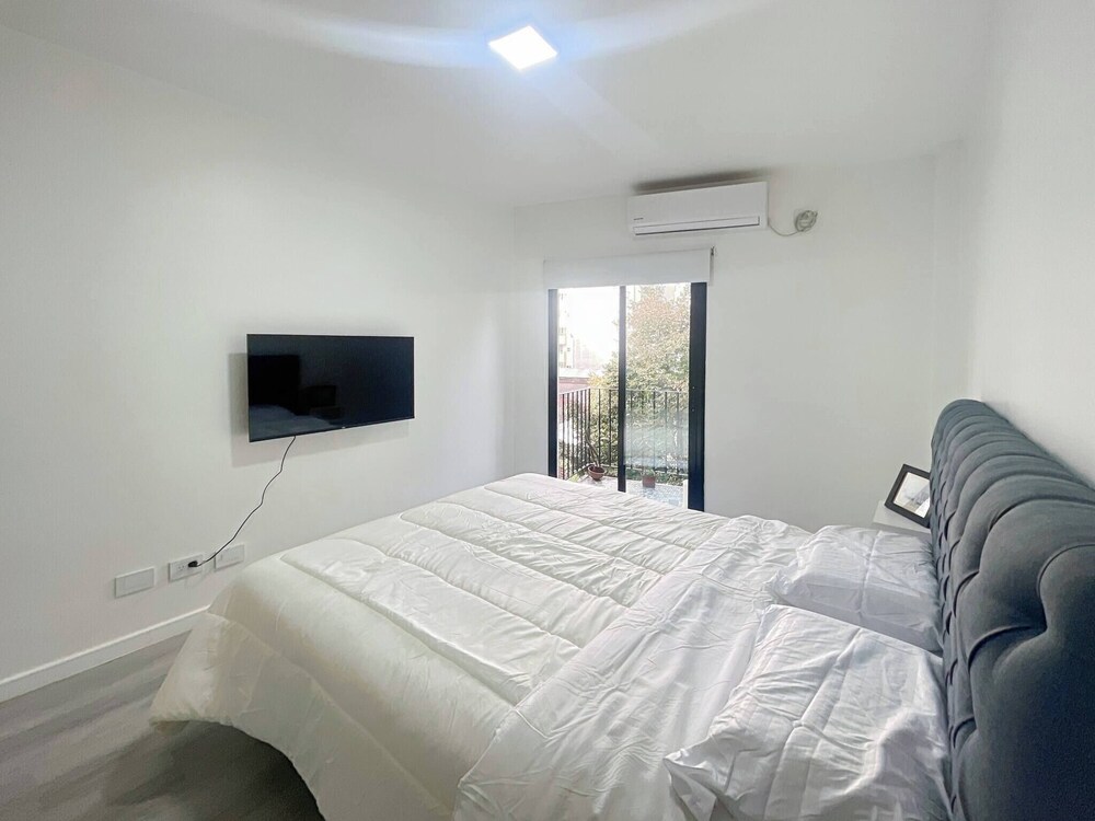 Charming Apartment in Recoleta - Image 5