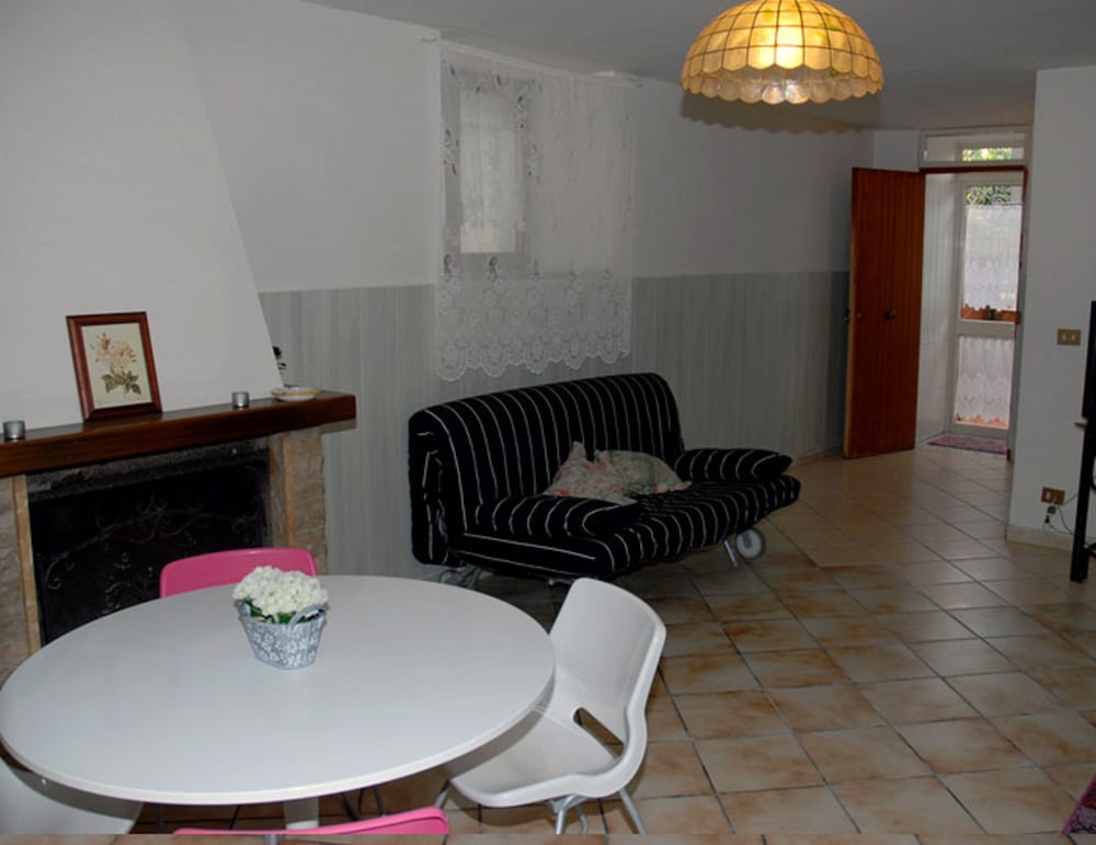Bed & Breakfast Villa Mena