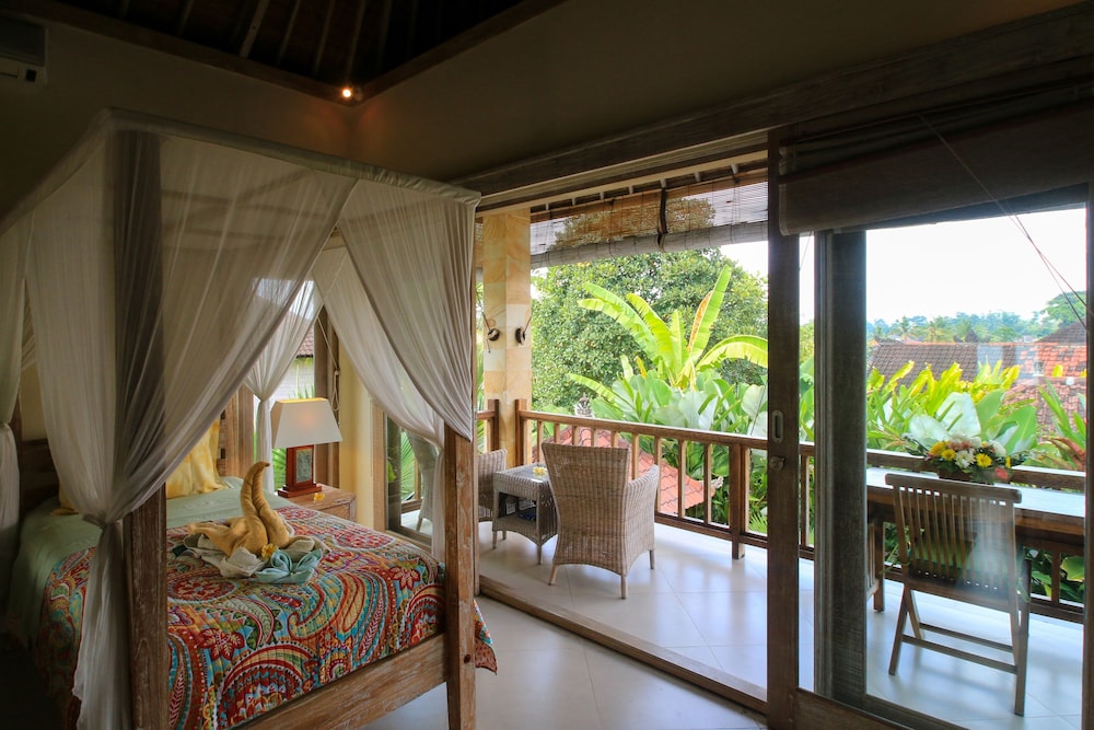 Hibiscus Upper Suiteubudbest Breakfast In Bali view 2