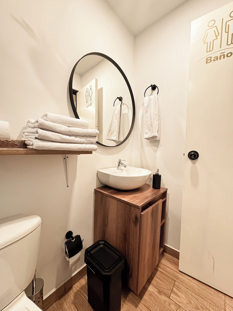 Niddo by Roots Rentals