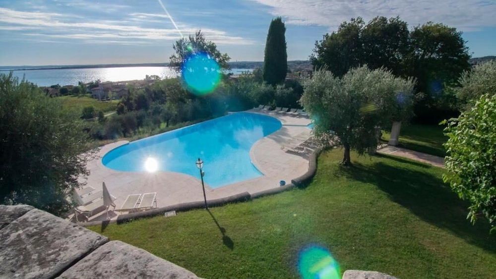 Castello Belvedere Apartments view 2