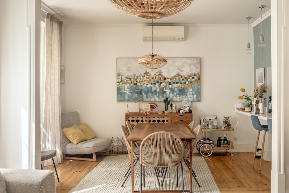 Grand Central Apartment by Homing