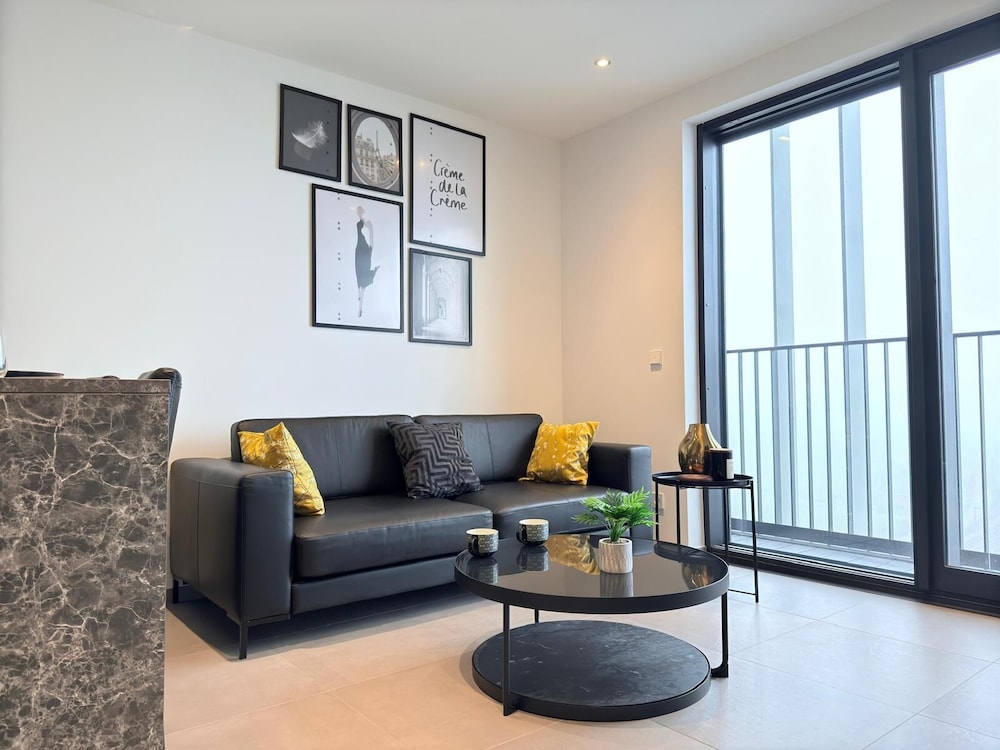 Charming one bedroom flat with terrace