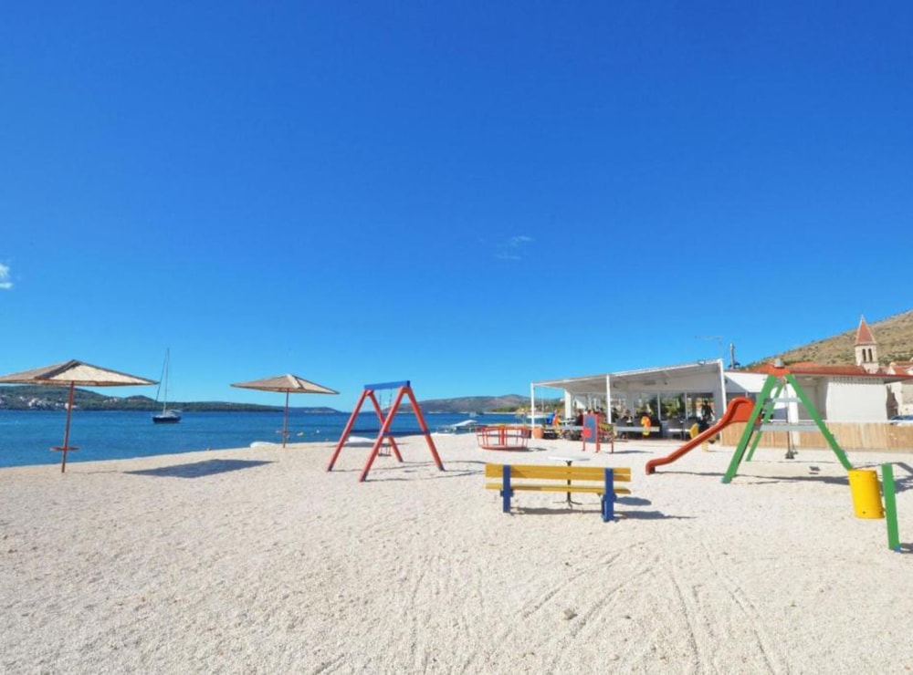 Apartment Sunshine Trogir