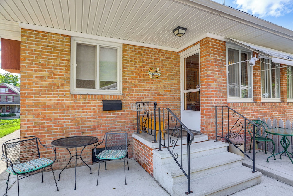 < 1 Mi to Dtwn Tiffin: Home w/ Outdoor Space!