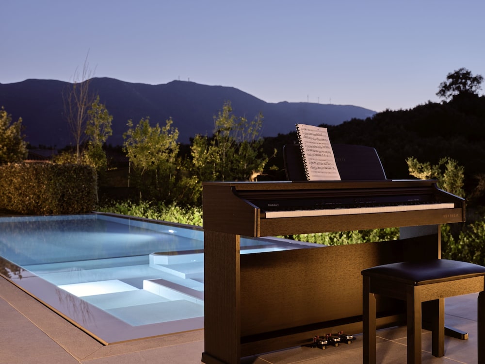 Drallos Luxury Villa
