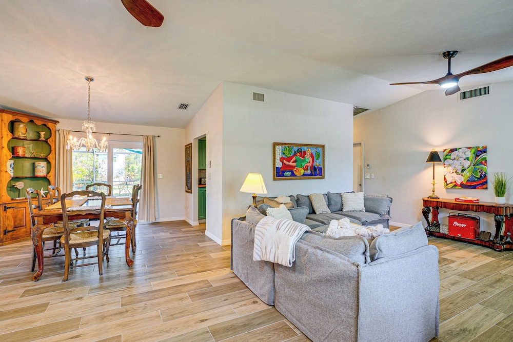 2 Mi to Boat Ramp: Home in Bokeelia