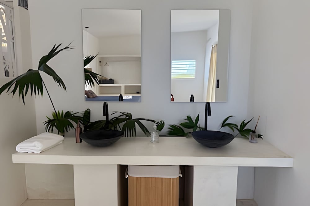 Oceana Suites Casa Algaroba