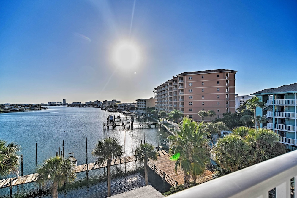 Bayfront Clearwater Beach Condo w/ Pool Access! view 3