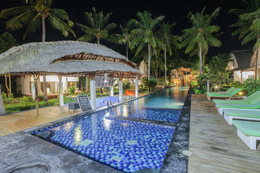 Jambuluwuk Oceano Resort Gili Trawangan