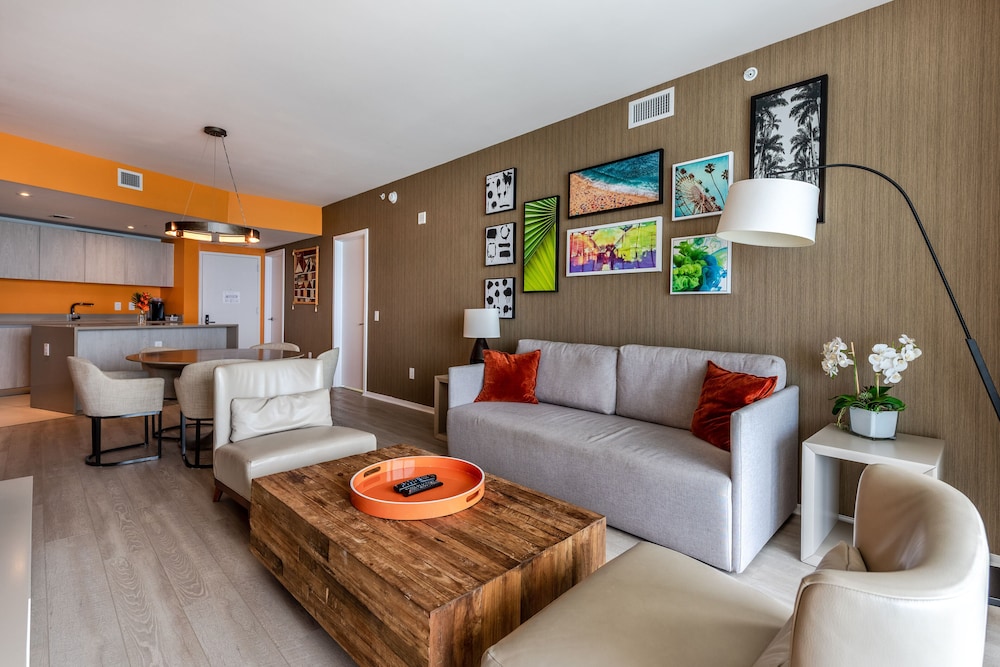 Luxury Living on the Beach w/ Resort Amenities! - Image 4