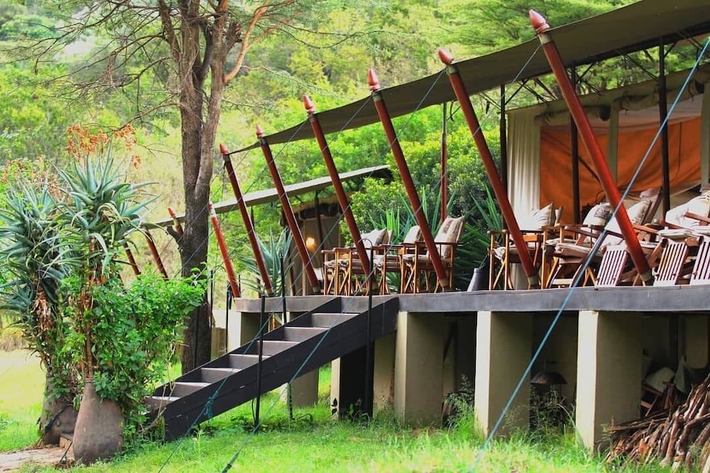 Entumoto Safari Camp