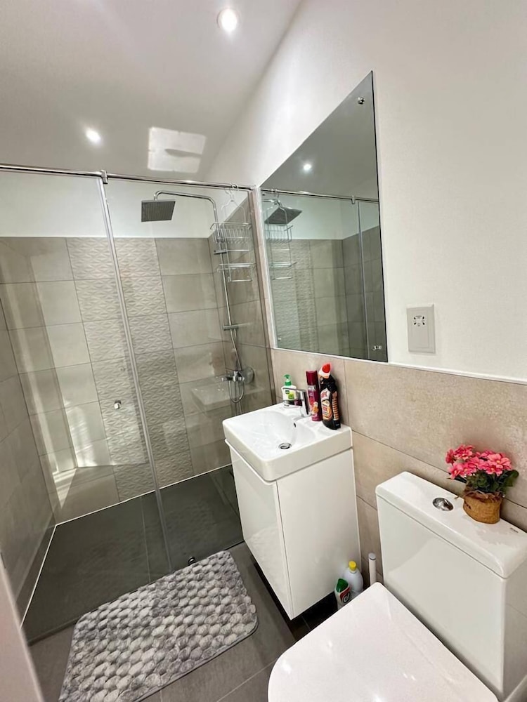 The Loxwood House Royal Luxury Suites