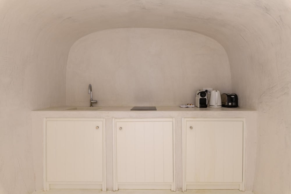 Villa Dawn in Fira Santorini