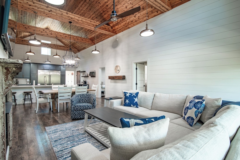 Lachicotte Vacation Rentals