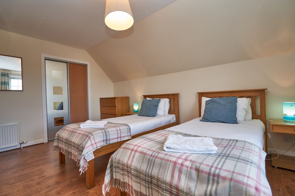 Lets Edinburgh view 5