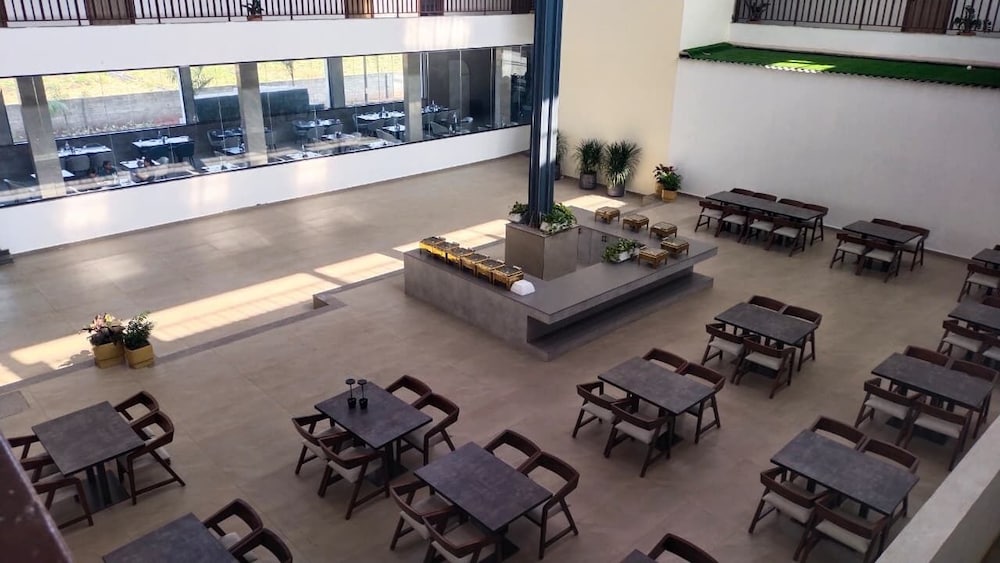 Courtyard Oasis