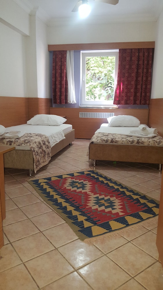 Kadikoy Otel