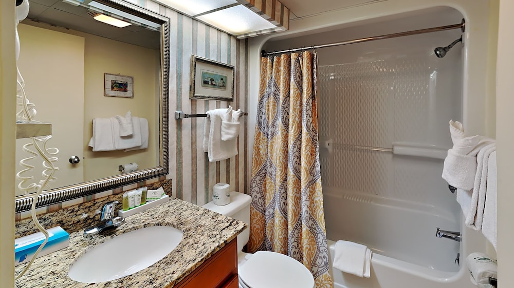 Atlantica 552 2 Bedroom Condo