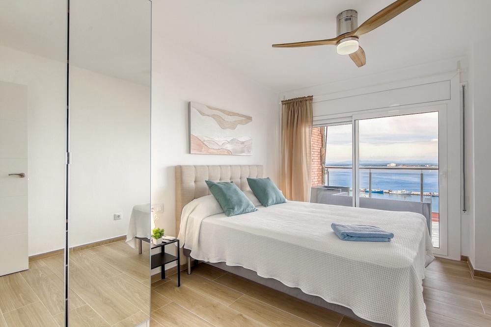 Apartment Near Playa De Roses Beach