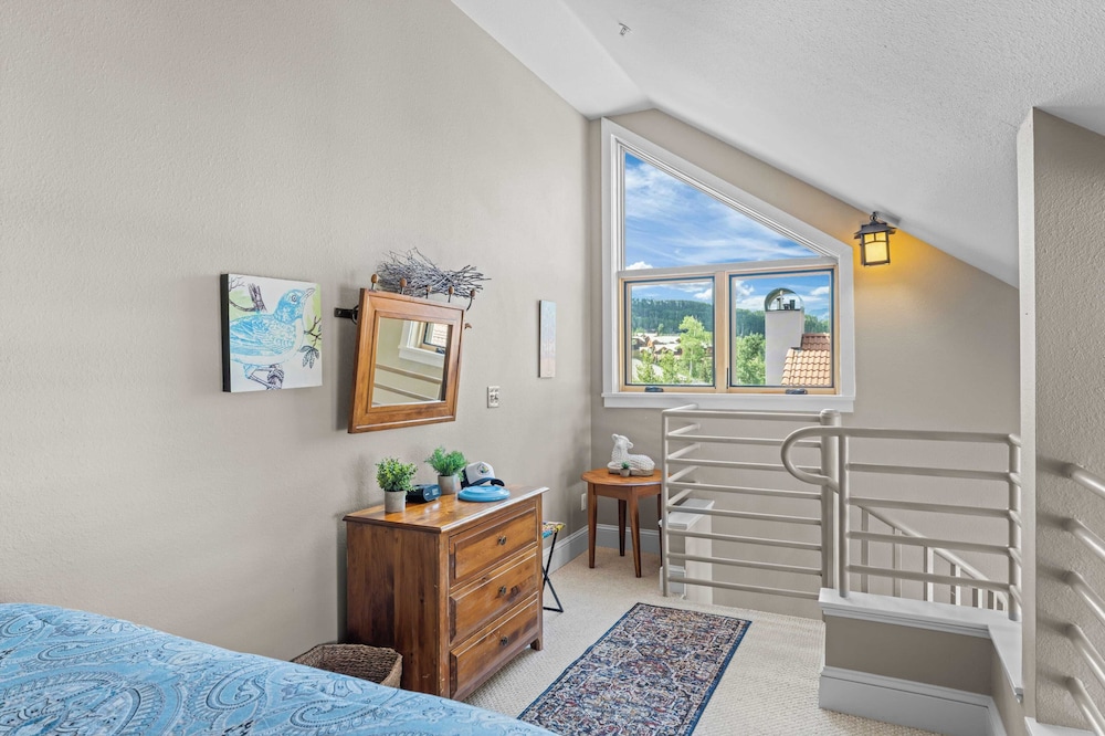 Blue Mesa Lodge 40A by Avantstay Ski In/ Ski Out Unit w/ Balcony!