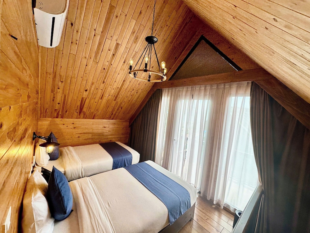 SAPA PINE HILL ECOLODGE