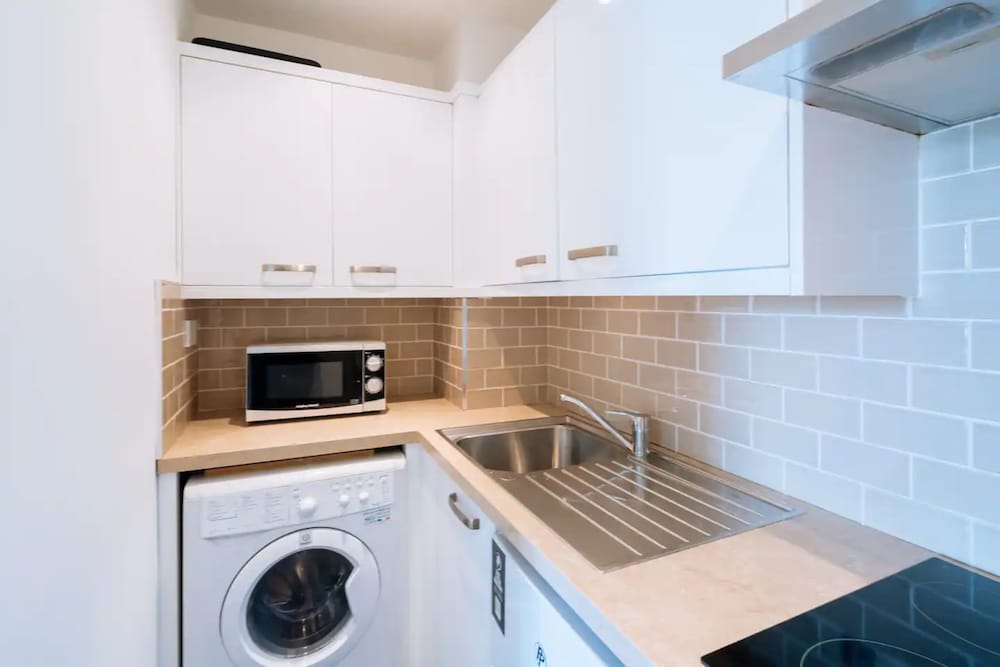 Homely 1 Bedroom Apartment in Dublin City Centre With River View
