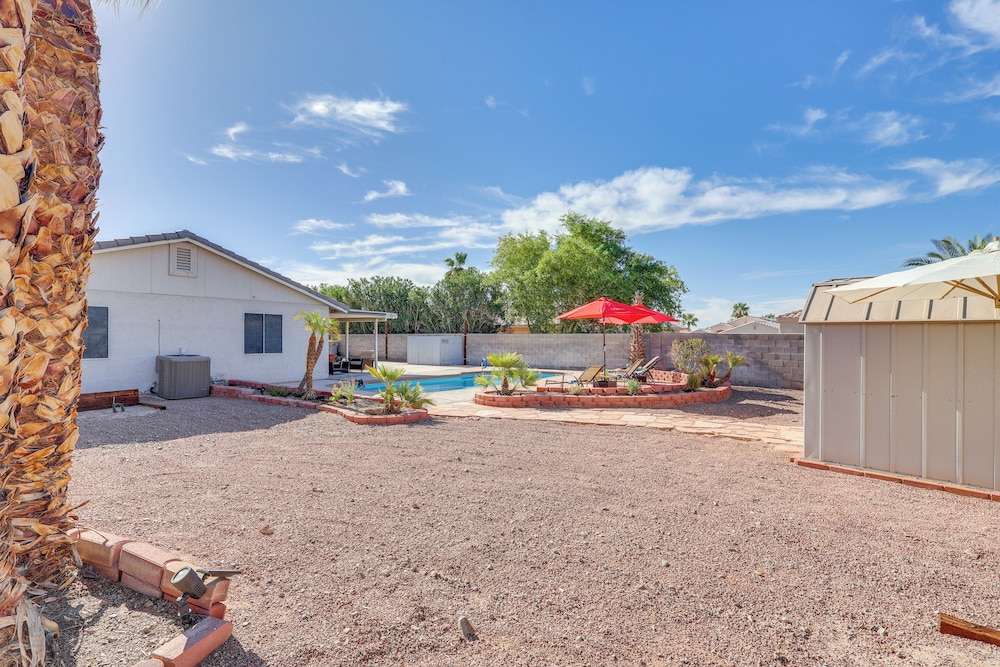 5 Mi to CO River: Home w/ Pool in Fort Mohave!