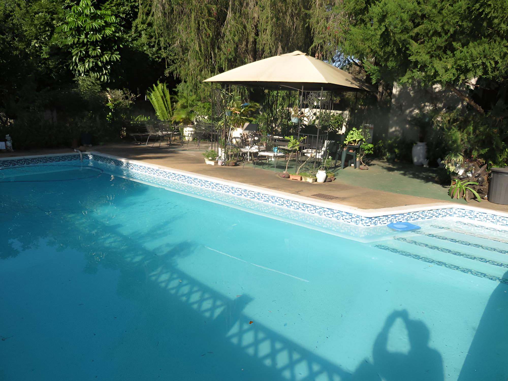 Jean Lee Bed & Breakfast