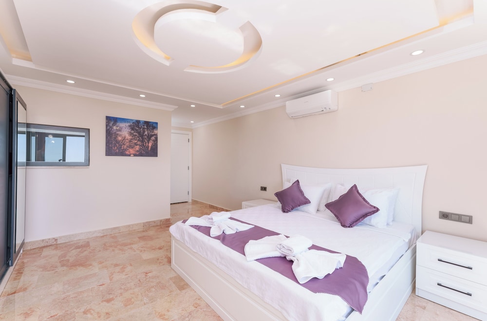 Grand Emora Villas
