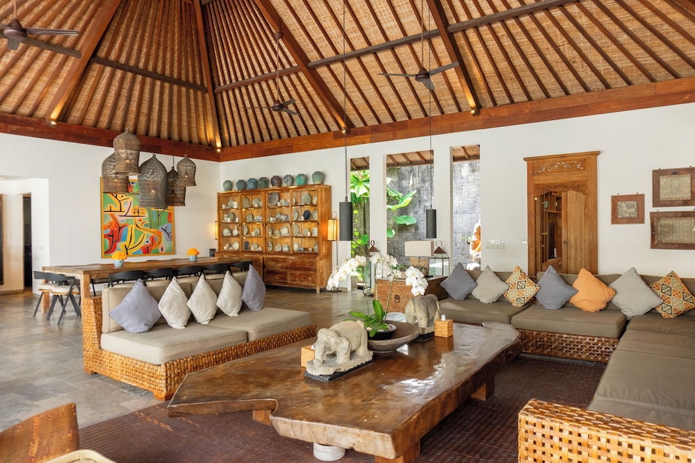 Villa Tigapuluh