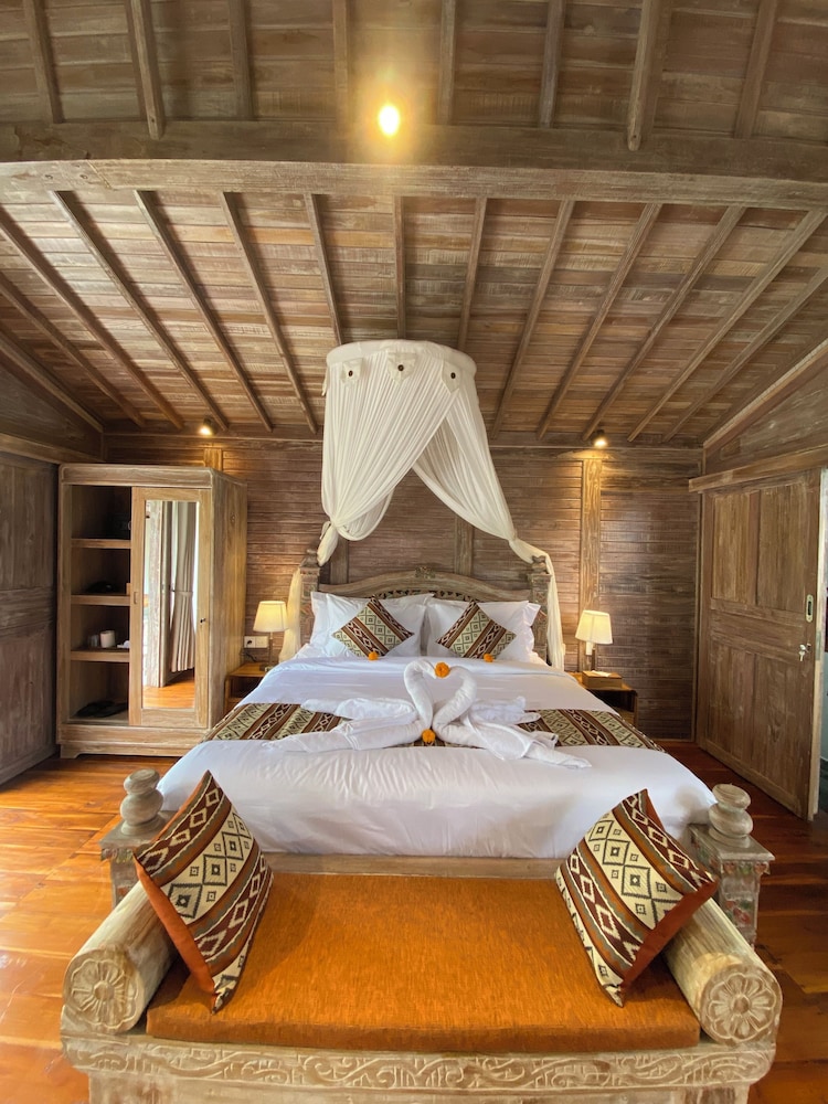 Gunung Gelagah Ubud Villas by EPS