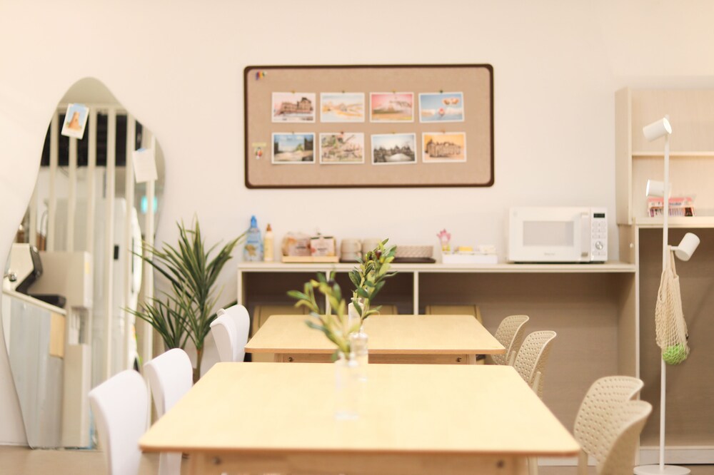 Travel Light Hostel Gyeongju