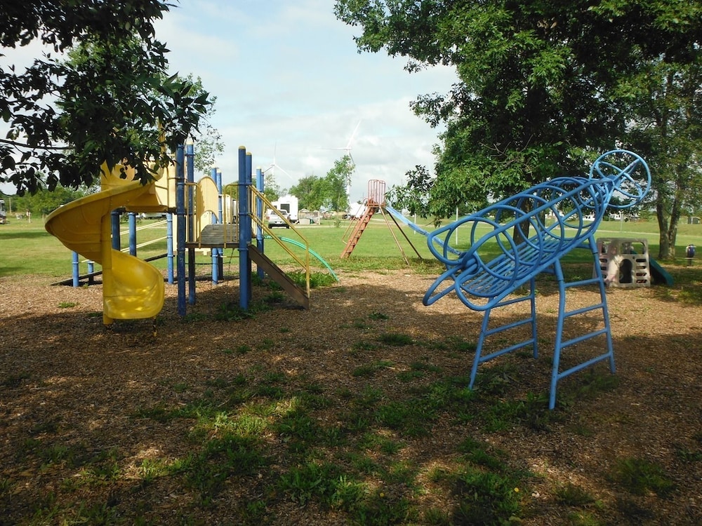 Maitland Shores Trailer Park & Marina
