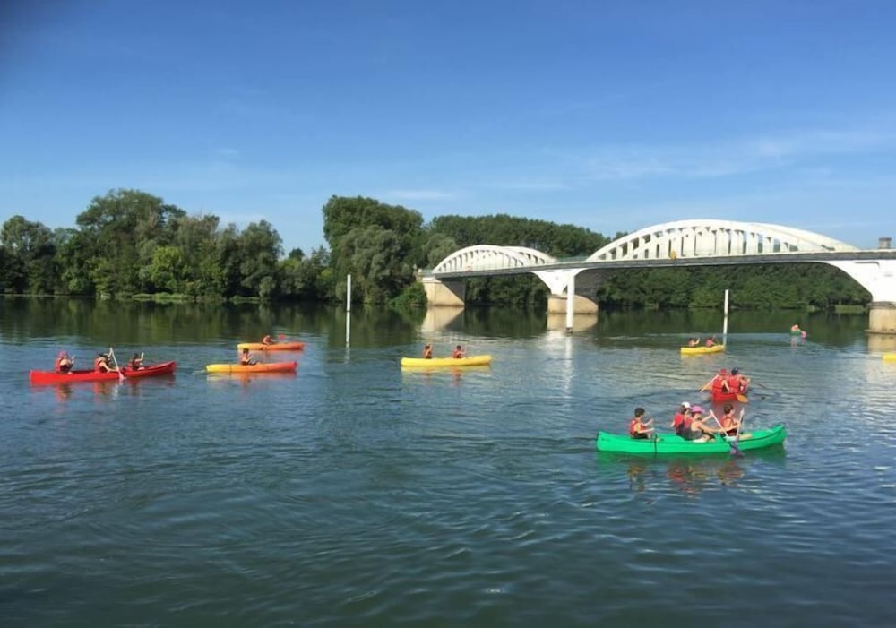 Camping de Thoissey - Val de Saône